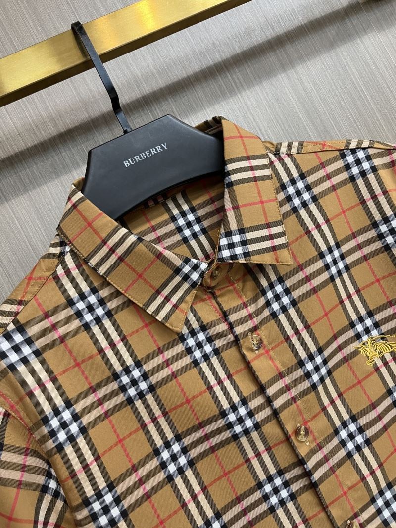 Burberry T-Shirts